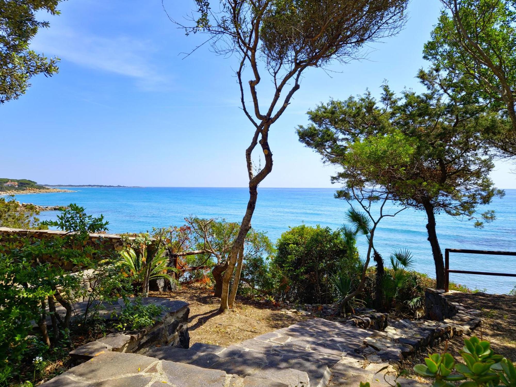 Villa Papiyon - Accesso Privato Alla Spiaggia Cala Liberotto Exterior photo