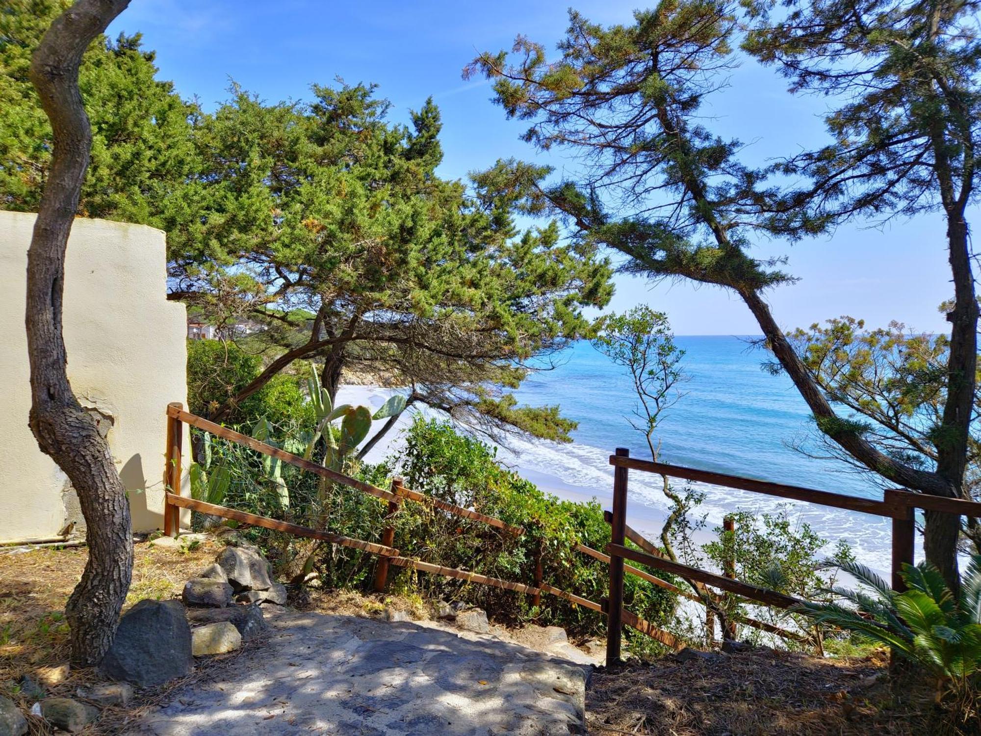 Villa Papiyon - Accesso Privato Alla Spiaggia Cala Liberotto Exterior photo