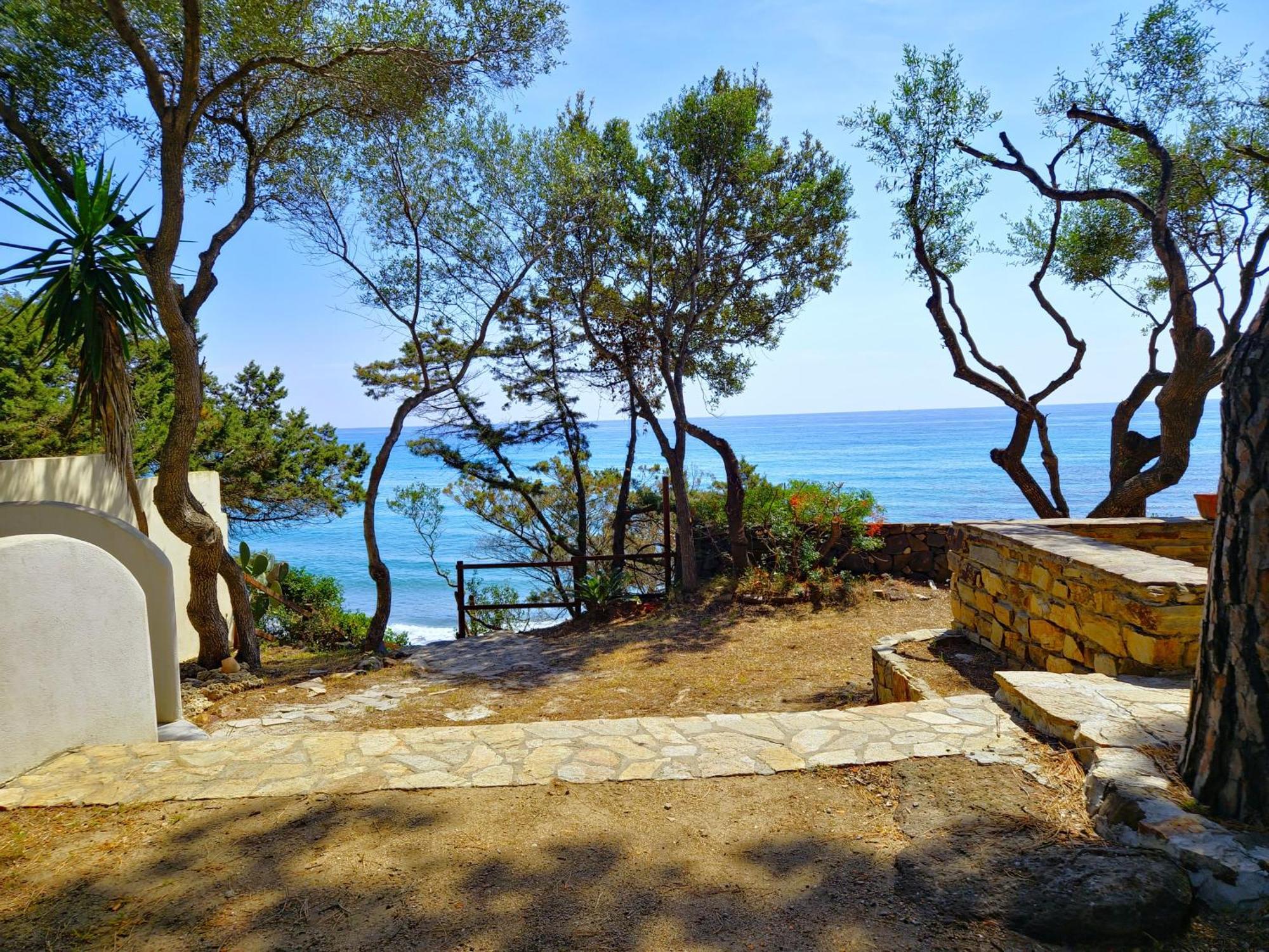 Villa Papiyon - Accesso Privato Alla Spiaggia Cala Liberotto Exterior photo
