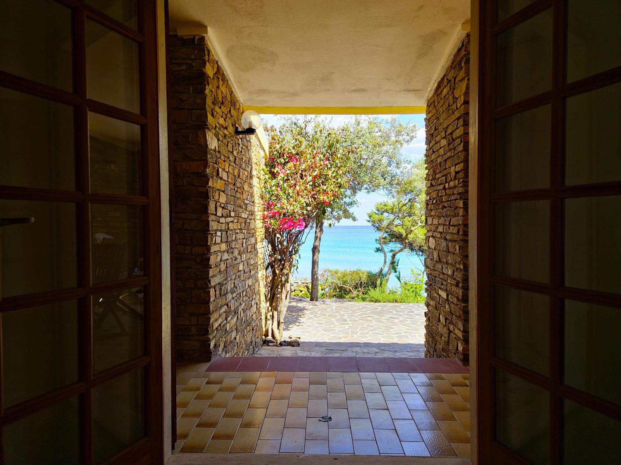 Villa Papiyon - Accesso Privato Alla Spiaggia Cala Liberotto Exterior photo