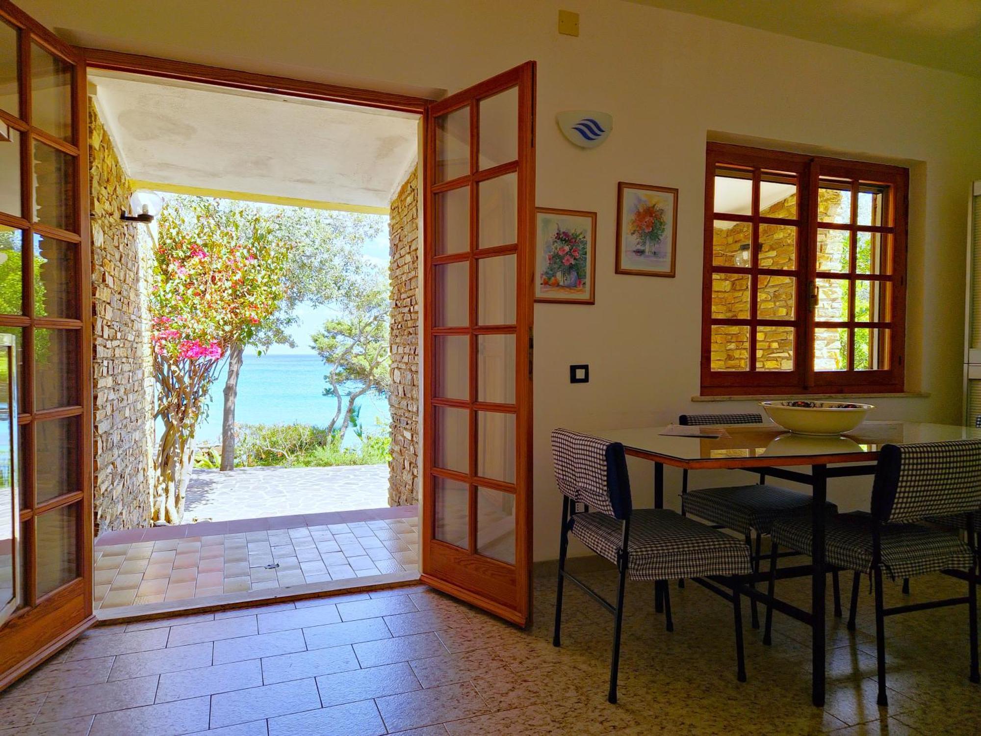 Villa Papiyon - Accesso Privato Alla Spiaggia Cala Liberotto Exterior photo