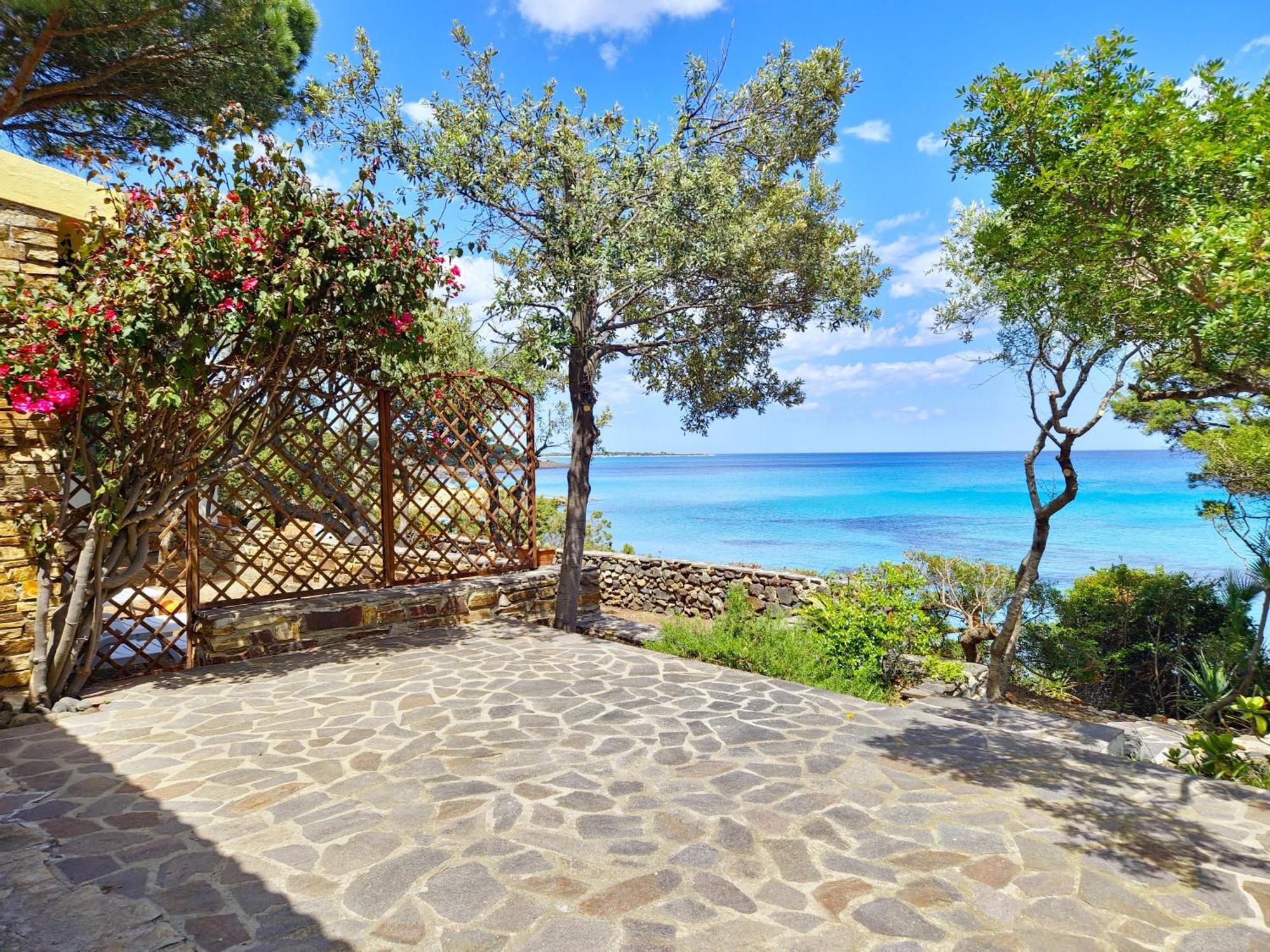 Villa Papiyon - Accesso Privato Alla Spiaggia Cala Liberotto Exterior photo
