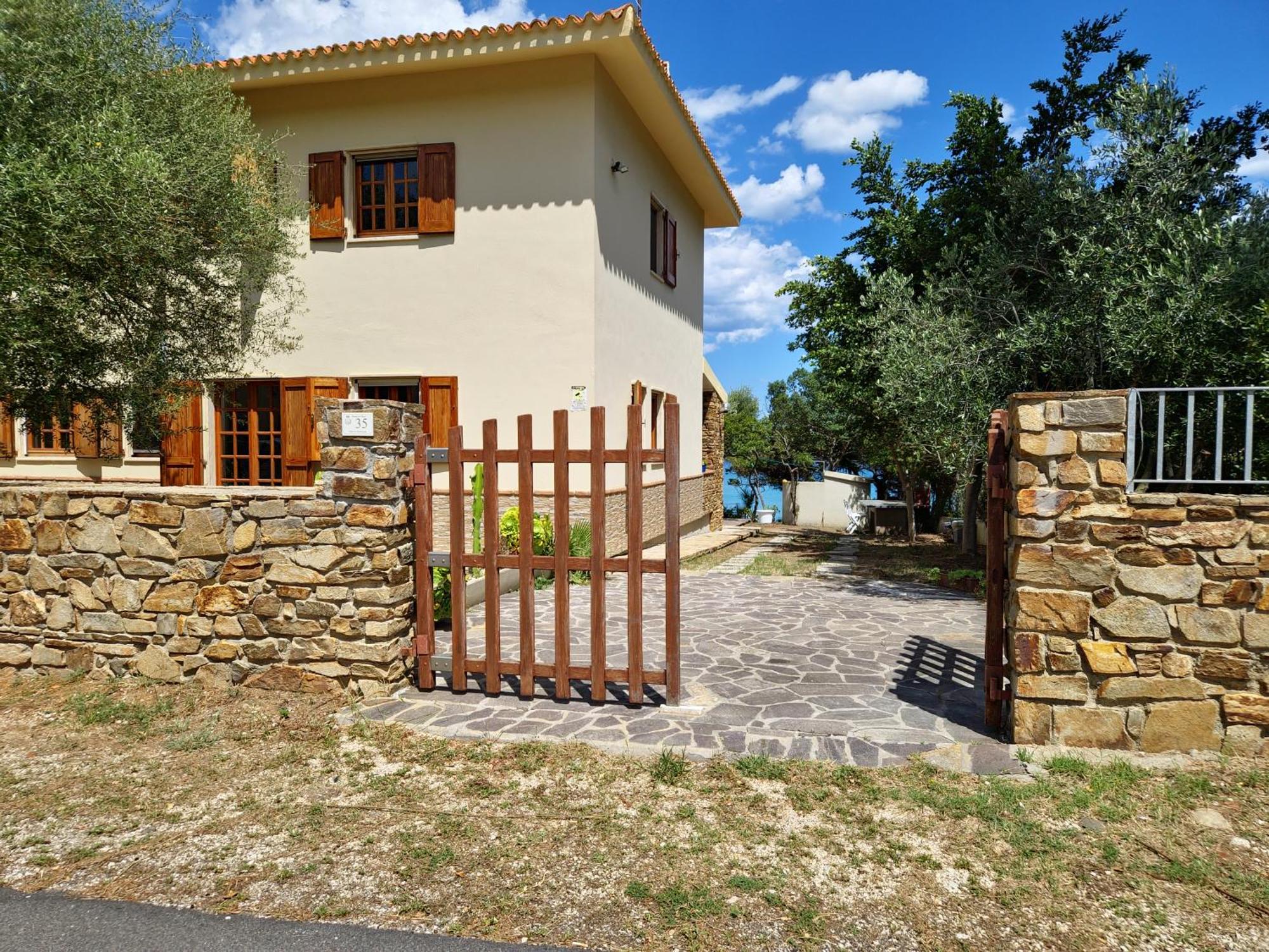 Villa Papiyon - Accesso Privato Alla Spiaggia Cala Liberotto Exterior photo